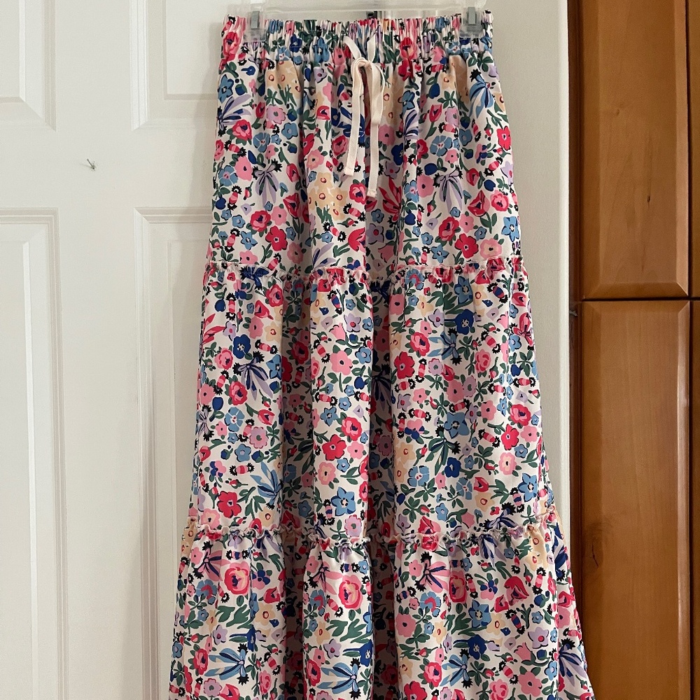 Floral Skirt Medium/New